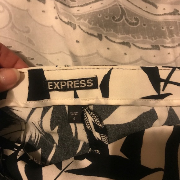 Express skort - Picture 3 of 4